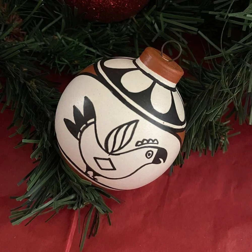 Isleta Pueblo Ornament 2010 Handpainted-signed - Picture 2 of 7